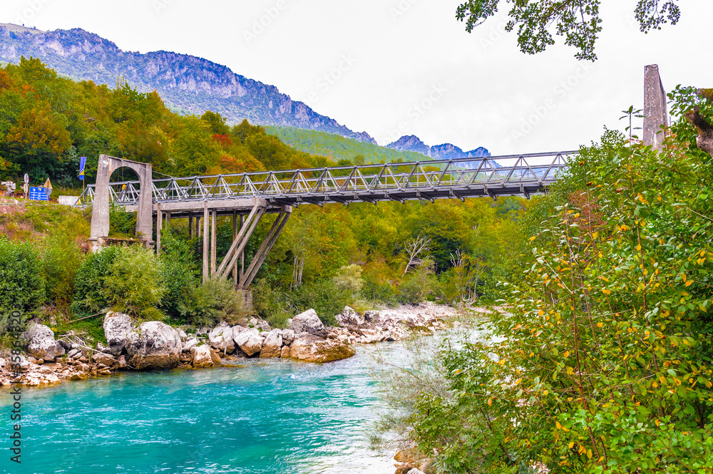 Bosnia and Montenegro Motorcycle Travel Guide Šćepan Polje border crossing between Bosnia and Montenegro in dramatic Tara river canyon setting